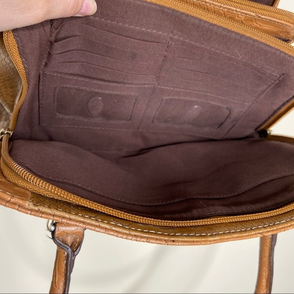 Liz Claiborne Reptile Print Expanding Purse Bag - Picture 10 of 13